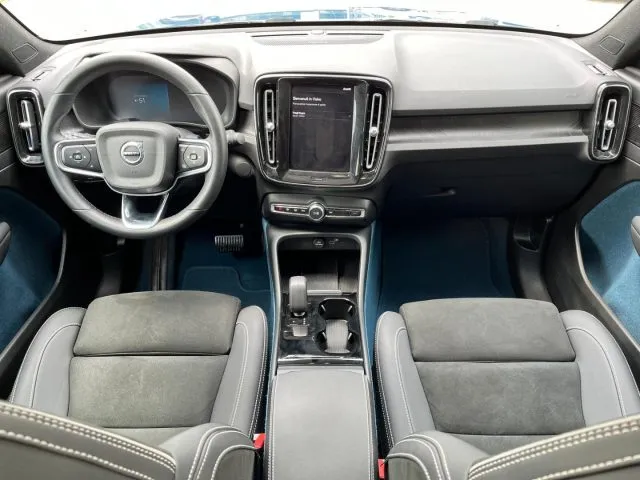 Volvo C40 Recharge Twin Motor AWD 1ST EDITION - Foto 6