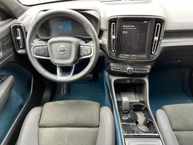 Volvo C40 Recharge Twin Motor AWD 1ST EDITION - Foto 7