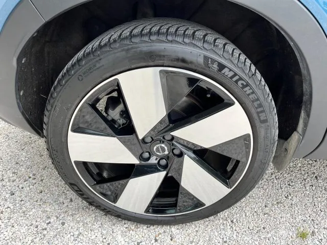 Volvo C40 Recharge Twin Motor AWD 1ST EDITION - Foto 11
