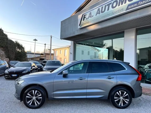 Volvo XC60 B4 (d) AWD Geartronic Momentum Pro - Foto 10
