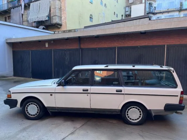Volvo 240 240 2.0 SW Polar - Foto 2