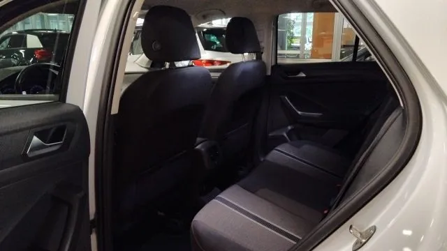 Volkswagen T-ROC T-Roc 1.0 TSI 115CV Style BMT - Foto 9