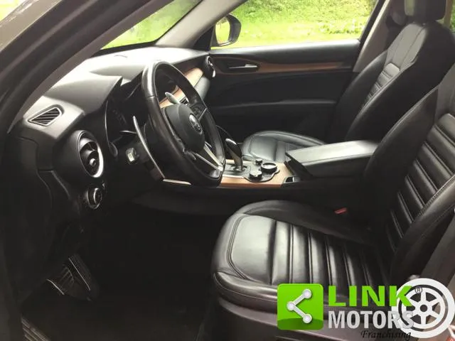 Alfa Romeo Stelvio Stelvio 2.0 Turbo 280 CV AT8 Q4 Super - Foto 4