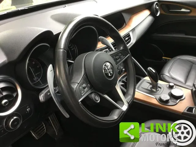 Alfa Romeo Stelvio Stelvio 2.0 Turbo 280 CV AT8 Q4 Super - Foto 10