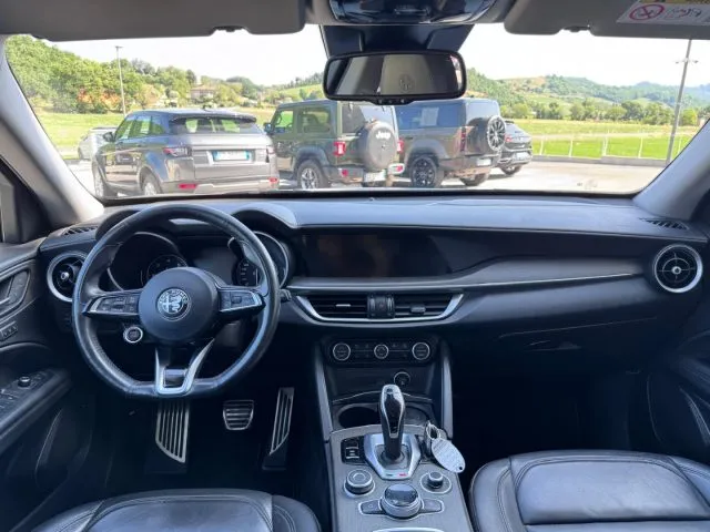 Alfa Romeo Stelvio Stelvio 2.2 T.diesel 210 AT8 Q4 VeloceTì - Foto 9