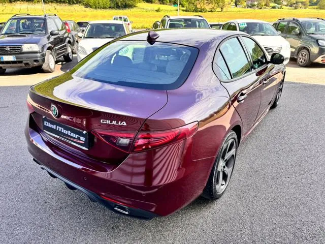 Alfa Romeo Giulia 2.2 Turbodiesel 180 CV Sport Launch Edition - Foto 5