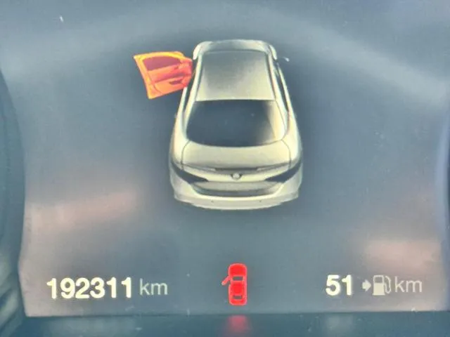 Alfa Romeo Giulia 2.2 Turbodiesel 180 CV Sport Launch Edition - Foto 11