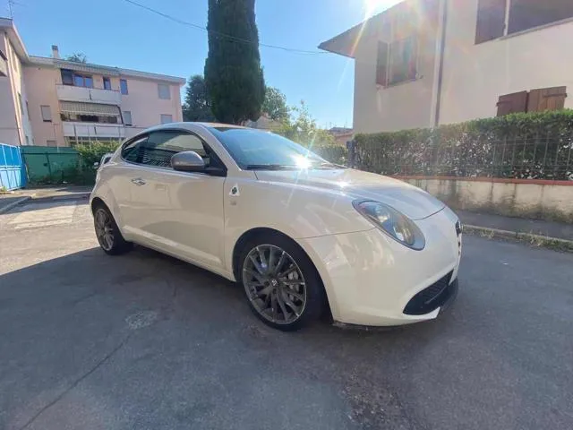 Alfa Romeo MiTo Quadrifoglio Sport Plus - Foto 3