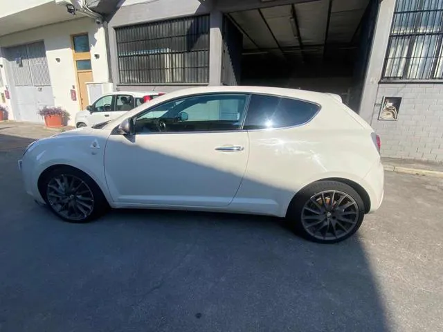 Alfa Romeo MiTo Quadrifoglio Sport Plus - Foto 14
