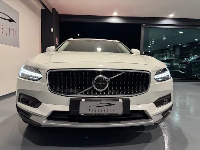 Volvo v90 Cross Country B4 (d) 197CV AWD Geatronic Business Pro Line - Foto 2