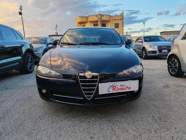 Alfa Romeo 147 147 1.6 16V TS 105 CV 5p. Progression - Foto 1