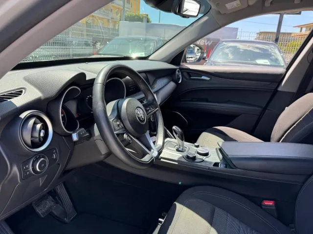 Alfa Romeo Stelvio Stelvio 2.2 T.diesel 160CV AT8 RWD Bus. - Foto 13