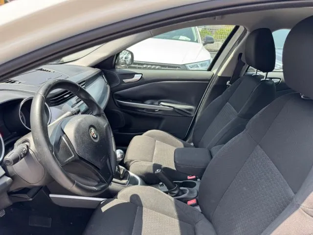 Alfa Romeo Giulietta Giulietta 1.4 Turbo 105 CV Progression - Foto 12