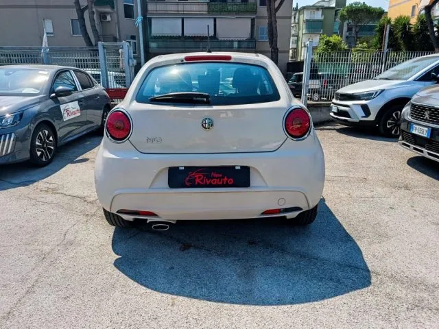Alfa Romeo MiTo MiTo 1.4 T 120 CV GPL Distinctive - Foto 4