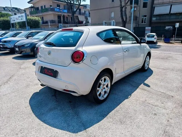 Alfa Romeo MiTo MiTo 1.4 T 120 CV GPL Distinctive - Foto 6