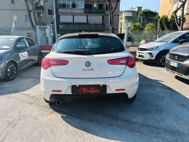 Alfa Romeo Giulietta Giulietta 1.6 JTDm-2 105 CV Distinctive - Foto 6