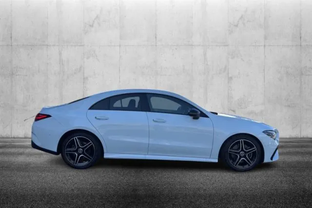 Mercedes-Benz CLA 220 d Automatic AMG Line Premium - Foto 5