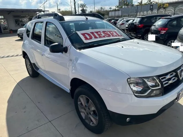 Dacia Duster 1.5 dCi 110CV Lauréate E6 NAVIGATORE - Foto 1