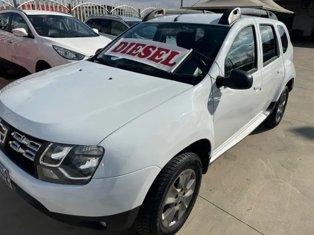 Dacia Duster 1.5 dCi 110CV Lauréate E6 NAVIGATORE - Foto 3