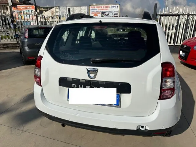 Dacia Duster 1.5 dCi 110CV Lauréate E6 NAVIGATORE - Foto 5
