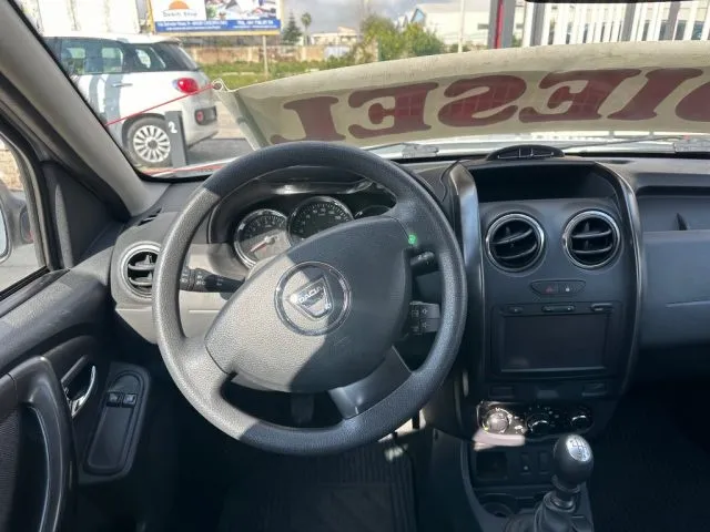 Dacia Duster 1.5 dCi 110CV Lauréate E6 NAVIGATORE - Foto 11