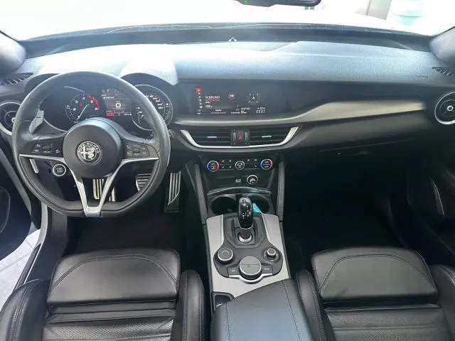 Alfa Romeo Stelvio Stelvio 2.2 T.diesel 210CV AT8 Q4 Lusso - Foto 6