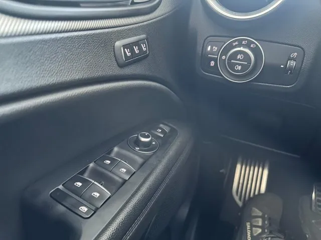 Alfa Romeo Stelvio Stelvio 2.2 T.diesel 210CV AT8 Q4 Lusso - Foto 7