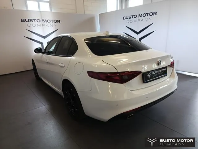 Alfa Romeo Giulia 2.2 Turbodiesel 150 CV Super auto - Foto 4