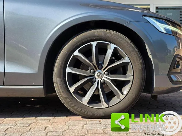 Volvo V60 2.0 D3 150 CV Automatic Business - Foto 8