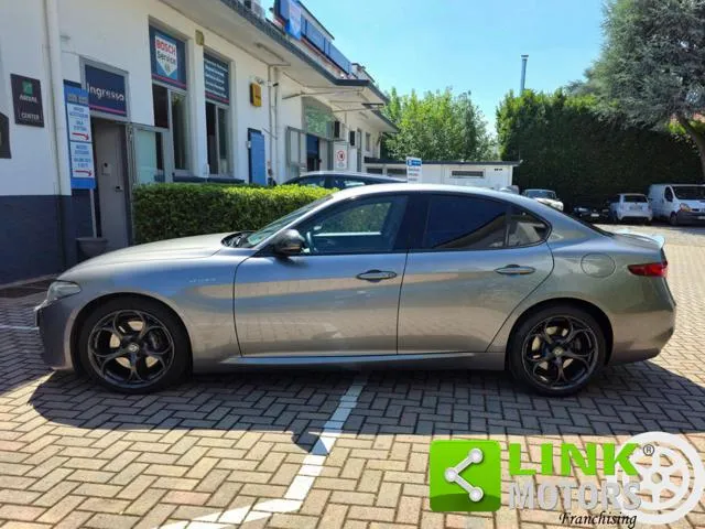 Alfa Romeo Giulia Giulia 2.2 TD 210 CV AT8 AWD Q4 Veloce - Foto 4