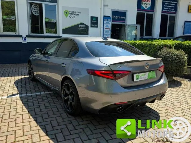 Alfa Romeo Giulia Giulia 2.2 TD 210 CV AT8 AWD Q4 Veloce - Foto 5