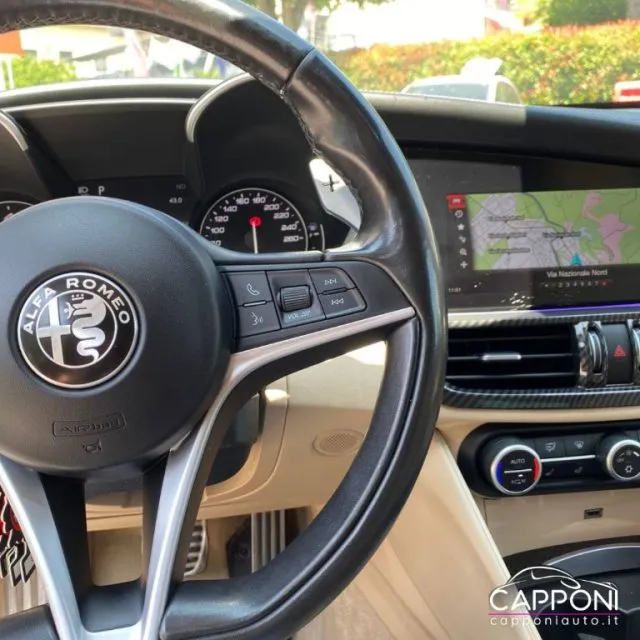 Alfa Romeo Giulia 2.2 Turbodiesel 150 CV Q4 - Foto 8