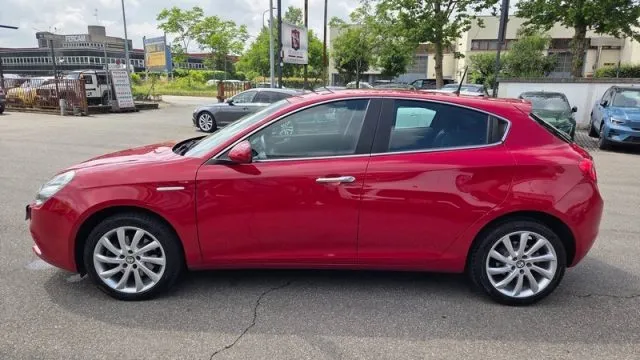 Alfa Romeo Giulietta Giulietta 2.0 JTDm-2 150 CV Distinctive - Foto 3