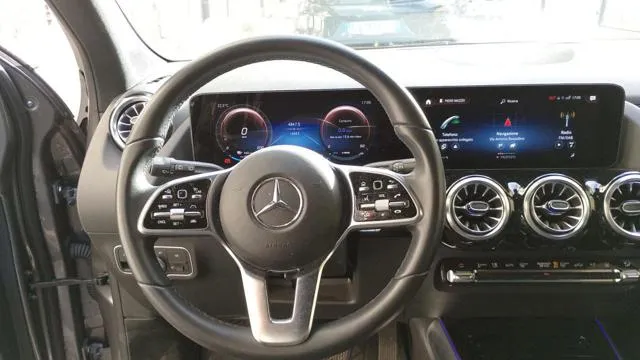 Mercedes-Benz EQA 350 4Matic AMG Line Advanced - Foto 10
