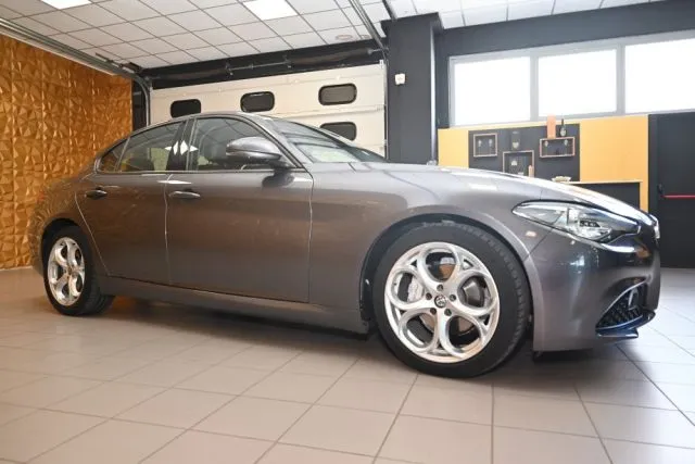 Alfa Romeo Giulia 2.2 TURBODIESEL 150CV AT8 EXECUTIVE NAVI 18