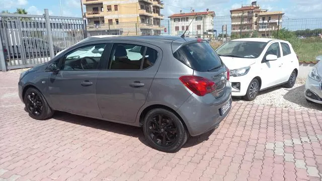 Opel Corsa 1.3 CDTI 5 porte - Foto 4