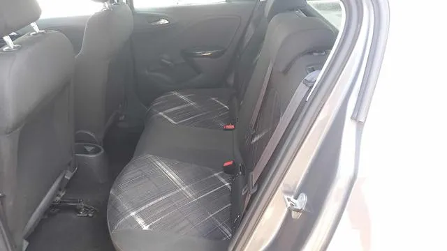 Opel Corsa 1.3 CDTI 5 porte - Foto 9