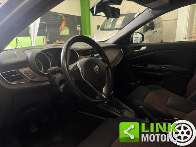 Alfa Romeo Giulietta Giulietta 2.0 JTDm-2 150 CV Distinctive - Foto 8