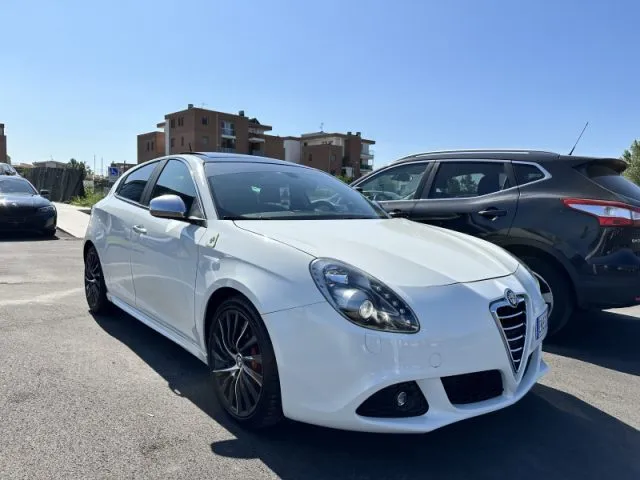 Alfa Romeo Giulietta Giulietta 1750 TBi Quadrifoglio Verde - Foto 3