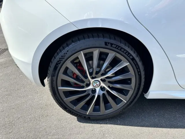 Alfa Romeo Giulietta Giulietta 1750 TBi Quadrifoglio Verde - Foto 7