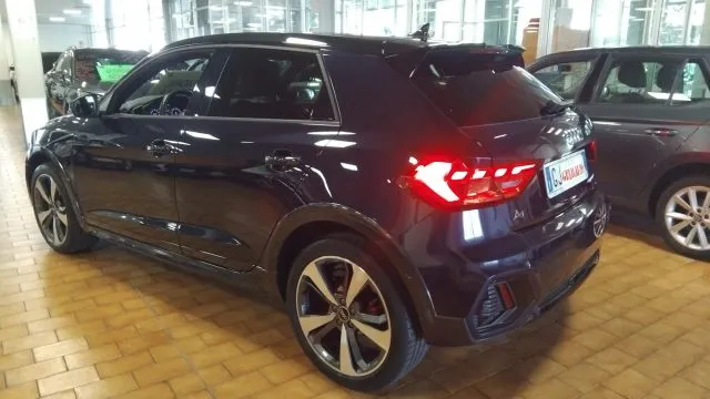 Audi A1 A1 allstreet 30 TFSI S tr. Id. Contrast - Foto 7