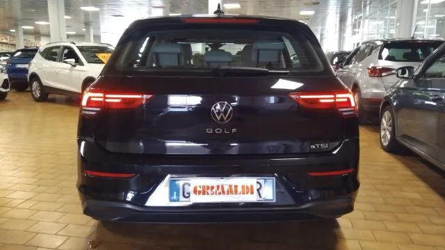 Volkswagen Golf 1.0 eTSI EVO DSG Life 17