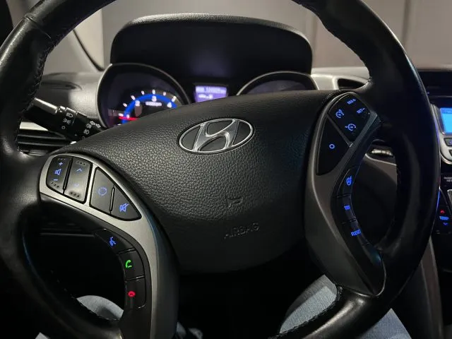 Hyundai i30 Wagon 1.6 CRDi Comfort - Foto 8