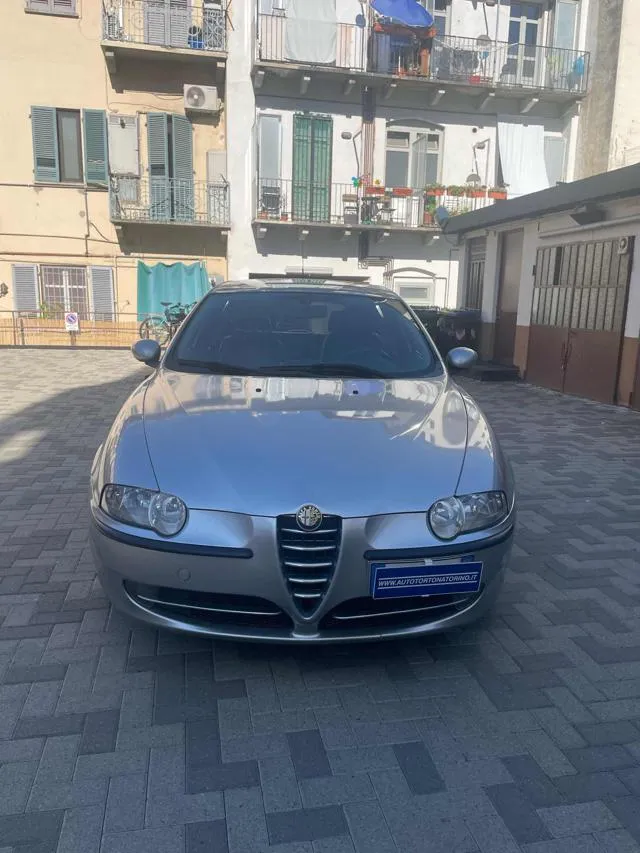 Alfa romeo 147 - dettaglio 3