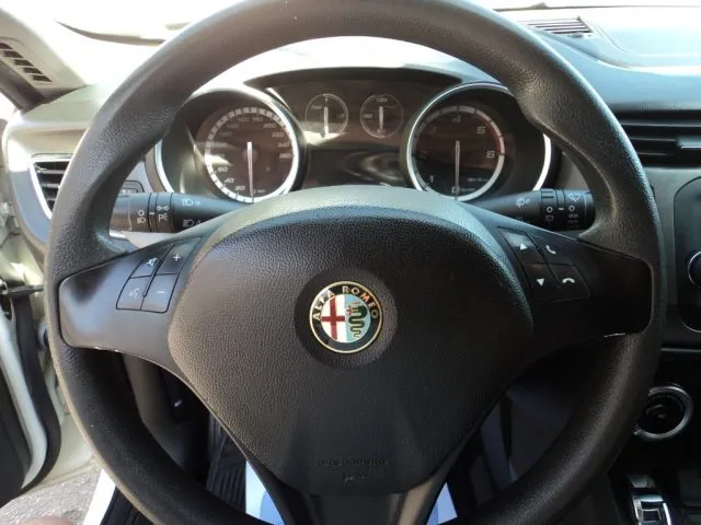 Alfa Romeo Giulietta Giulietta 1.6 JTDm-2 105 CV Exclusive - Foto 13