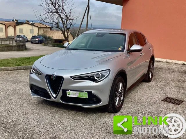 Alfa Romeo Stelvio Stelvio 2.2 T.diesel 210 CV AT8 Q4 Bus. - Foto 1