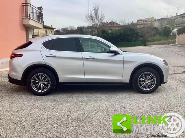 Alfa Romeo Stelvio Stelvio 2.2 T.diesel 210 CV AT8 Q4 Bus. - Foto 4