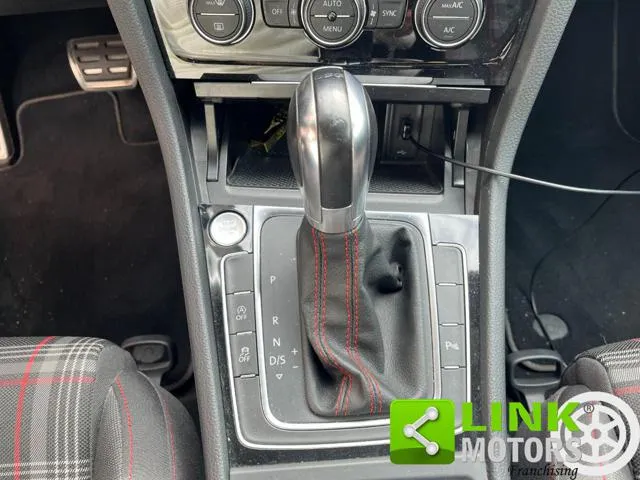 Volkswagen Golf GTI 2.0 TSI Performance 245 CV DSG - Foto 8