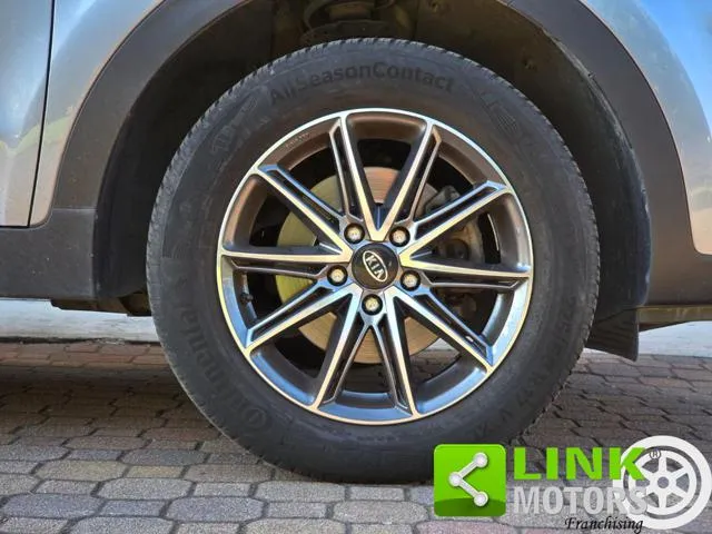Kia Sportage 1.6 GDI 132 CV Urban GPL - Foto 8