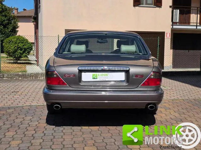 Daimler Six LWB 4.0L GUIDA A DESTRA - Foto 2